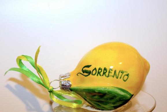 Small ceramic lemon