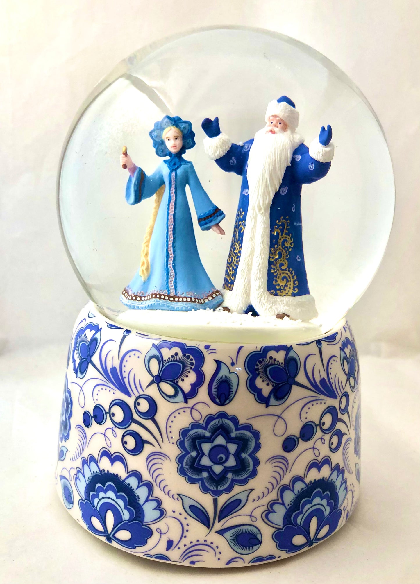 Music box with Santa Claus in blue